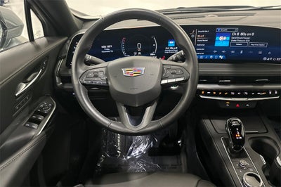 2025 Cadillac XT4 Premium Luxury