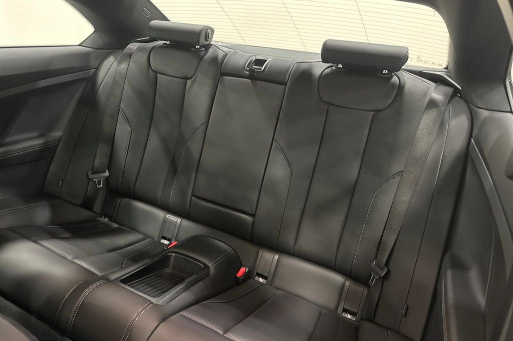 2025 BMW 2 Series 230i