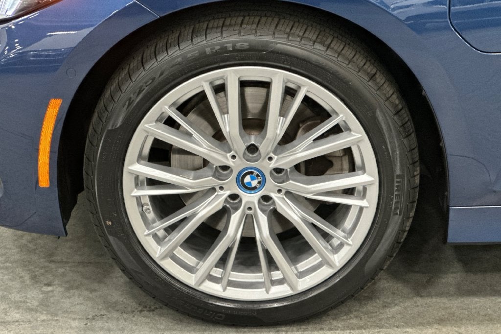2024 BMW 3 Series 330e iPerformance