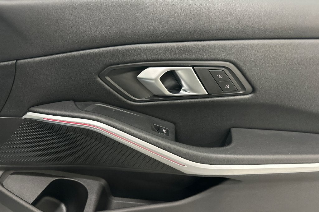 2024 BMW 3 Series 330e iPerformance