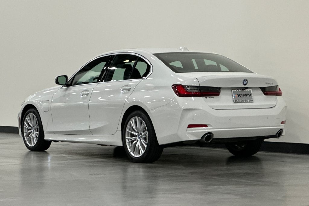 2024 BMW 3 Series 330e iPerformance
