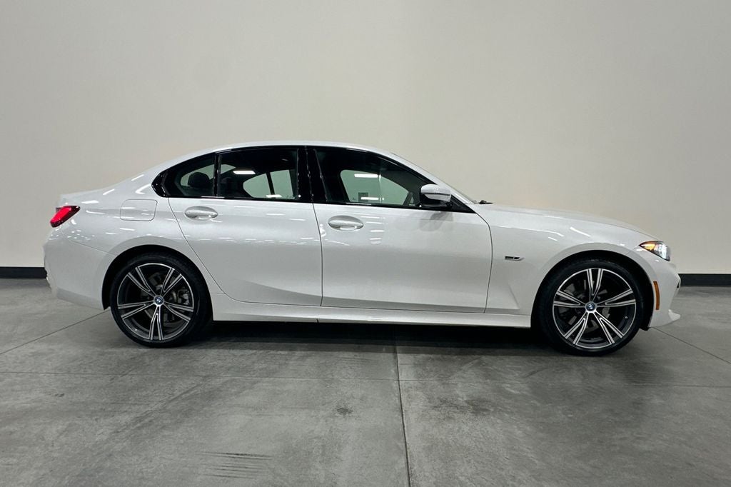 2023 BMW 3 Series 330e iPerformance