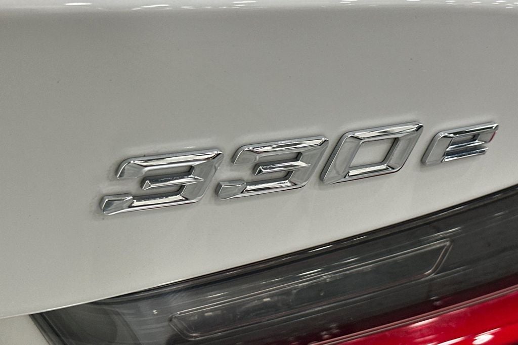2023 BMW 3 Series 330e iPerformance