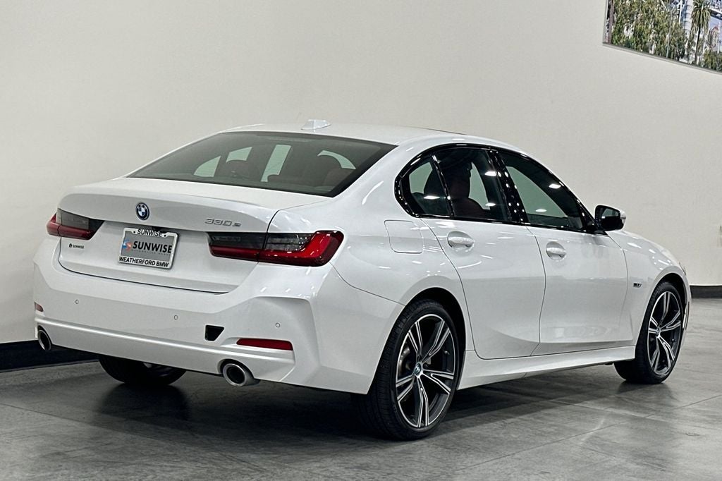 2023 BMW 3 Series 330e iPerformance