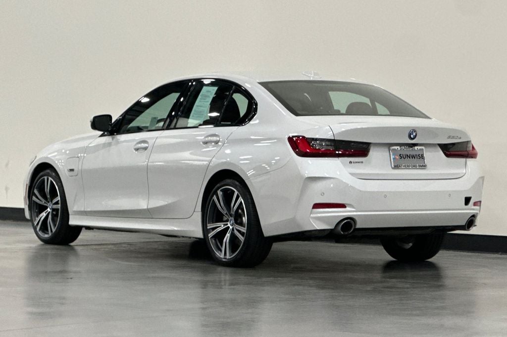 2023 BMW 3 Series 330e iPerformance