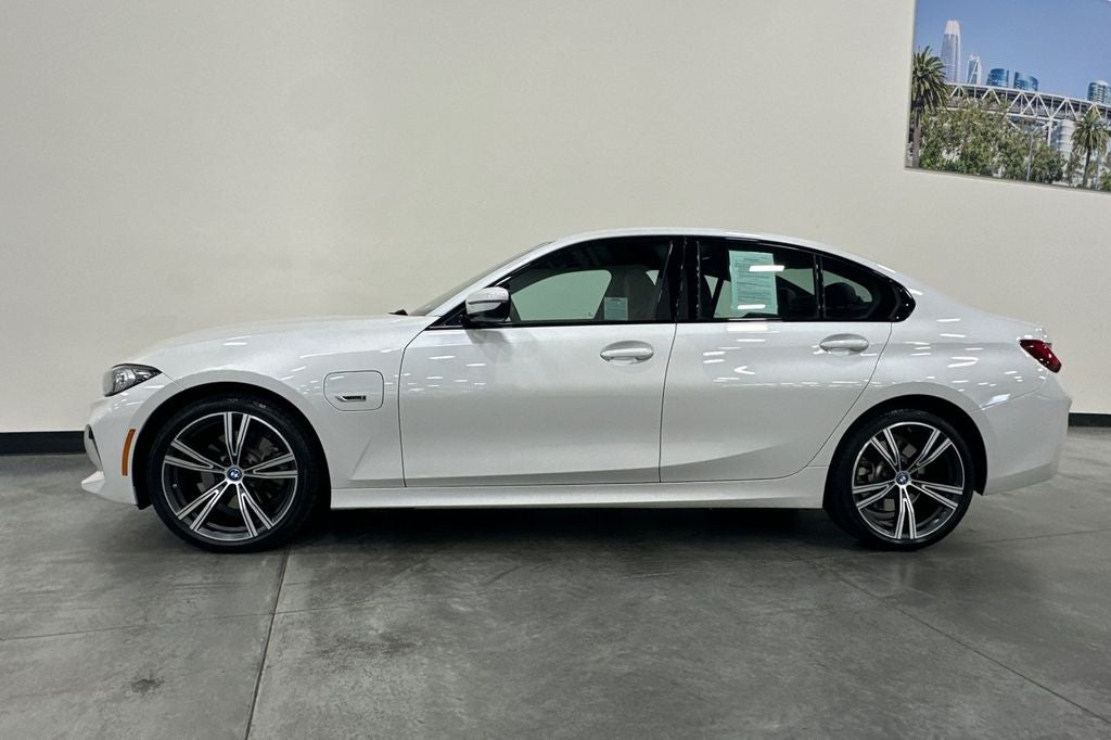 2023 BMW 3 Series 330e iPerformance