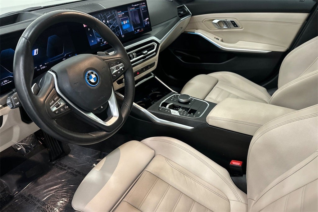2023 BMW 3 Series 330e iPerformance