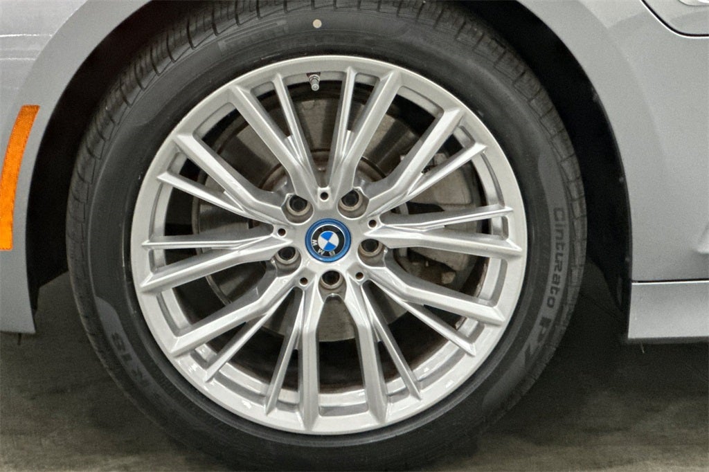 2023 BMW 3 Series 330e iPerformance