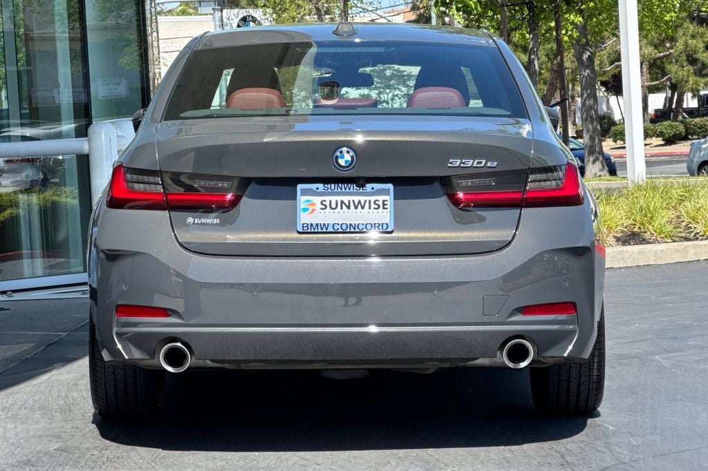 2023 BMW 3 Series 330e iPerformance