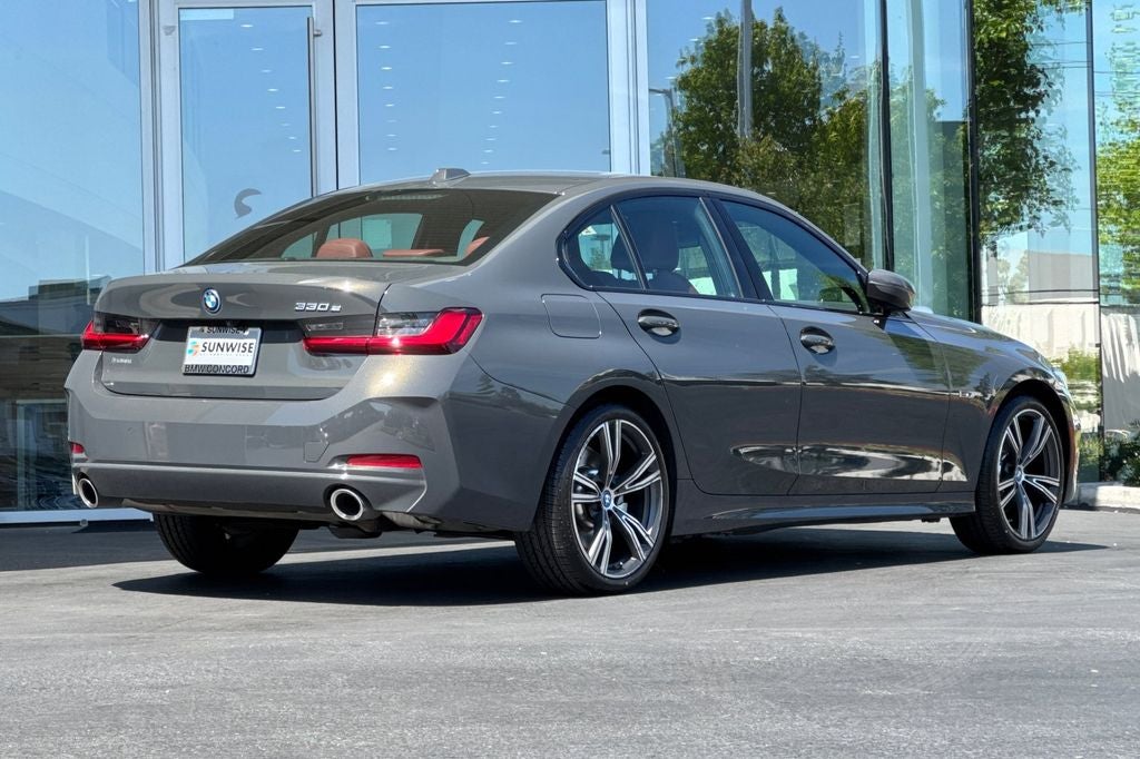 2023 BMW 3 Series 330e iPerformance