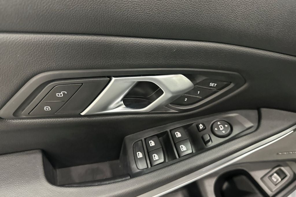 2025 BMW 3 Series M340i