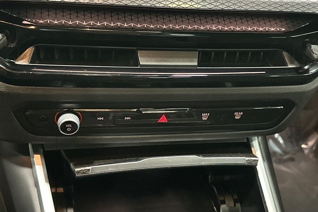 2025 BMW 3 Series M340i