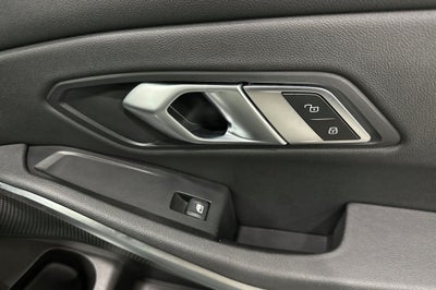 2021 BMW 3 Series 330e iPerformance