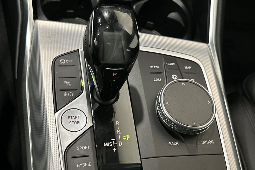 2021 BMW 3 Series 330e iPerformance