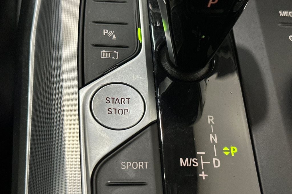2021 BMW 3 Series 330e iPerformance