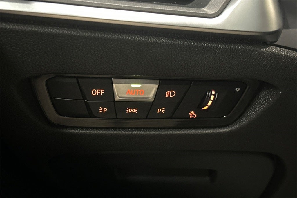 2020 BMW 3 Series 330i