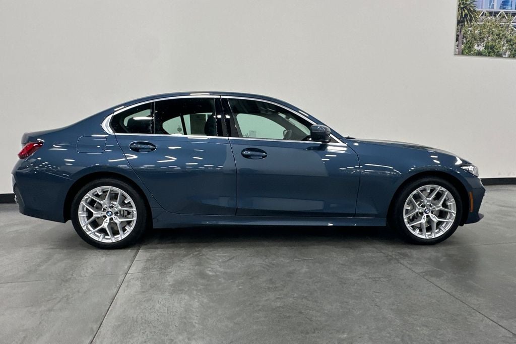 2025 BMW 3 Series 330i