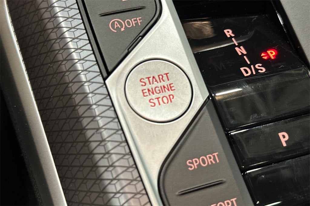 2026 BMW 3 Series 330i