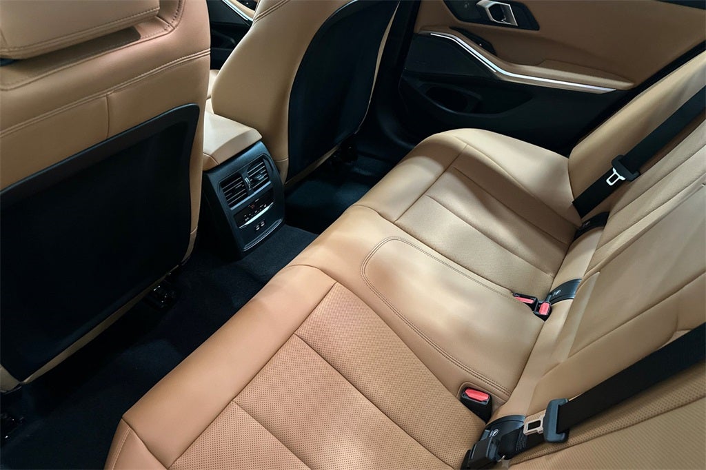 2026 BMW 3 Series 330i