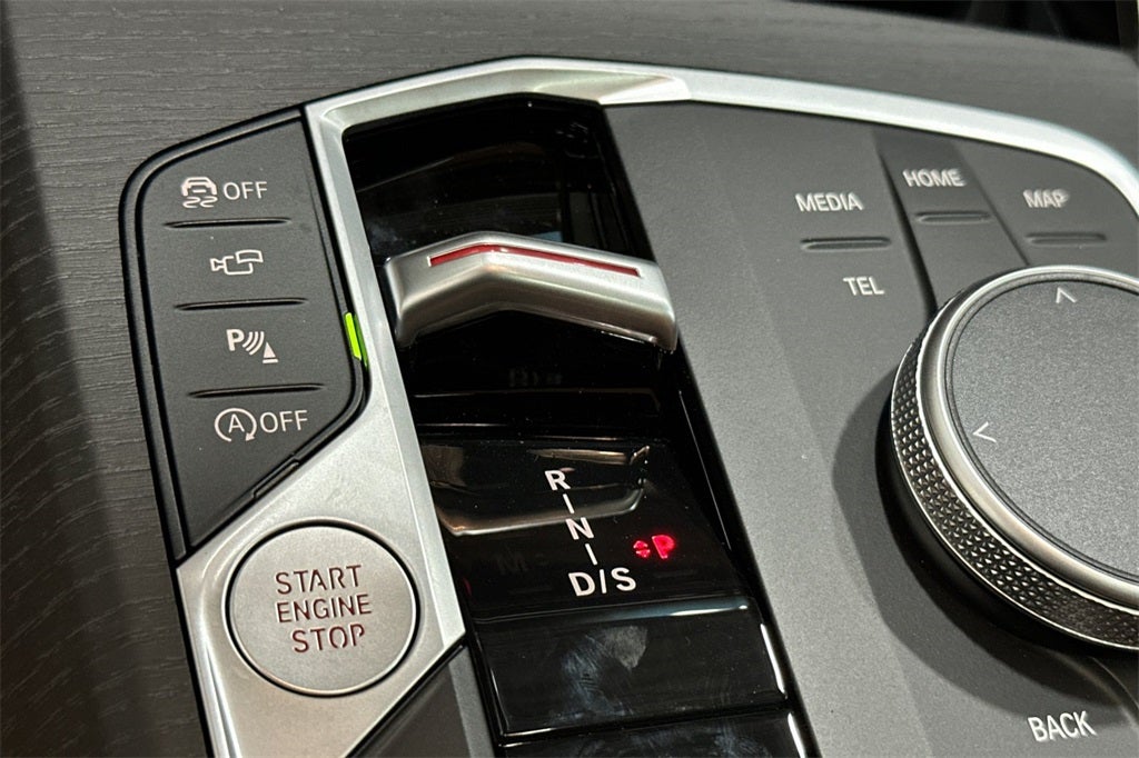 2026 BMW 3 Series 330i