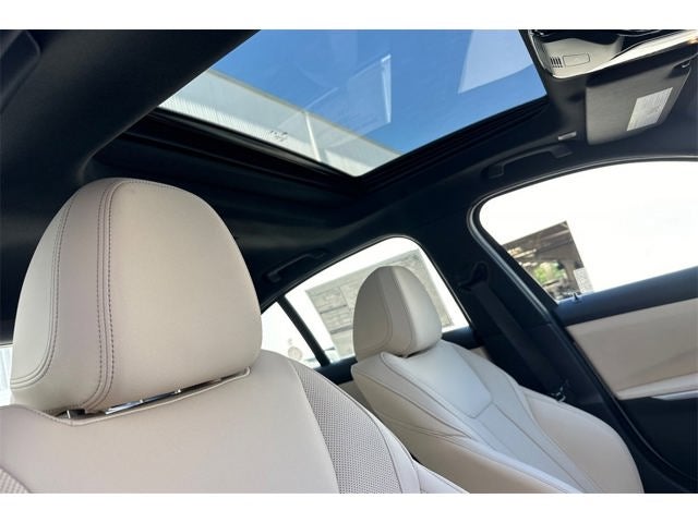 2025 BMW 3 Series 330i