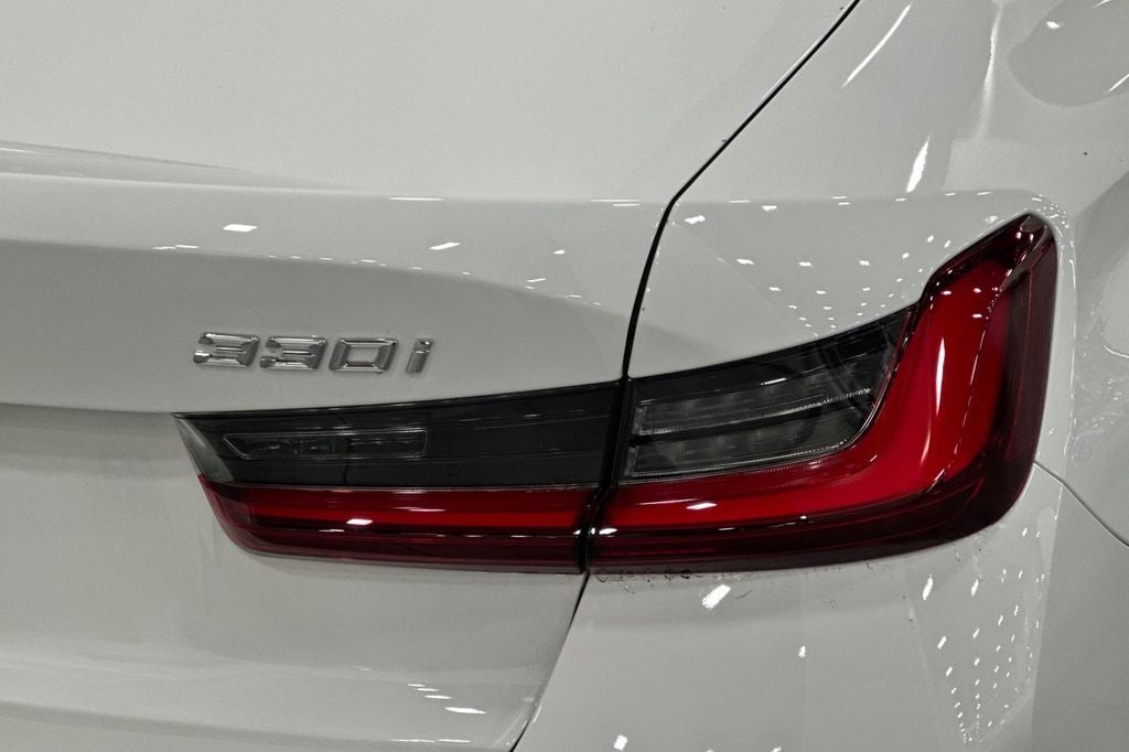 2026 BMW 3 Series 330i