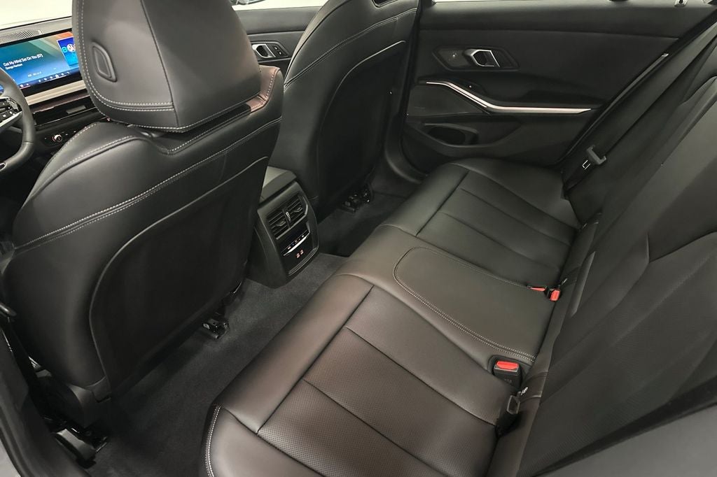 2026 BMW 3 Series 330i