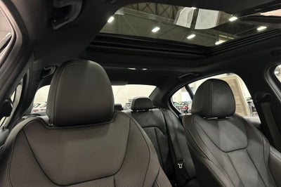 2026 BMW 3 Series 330i