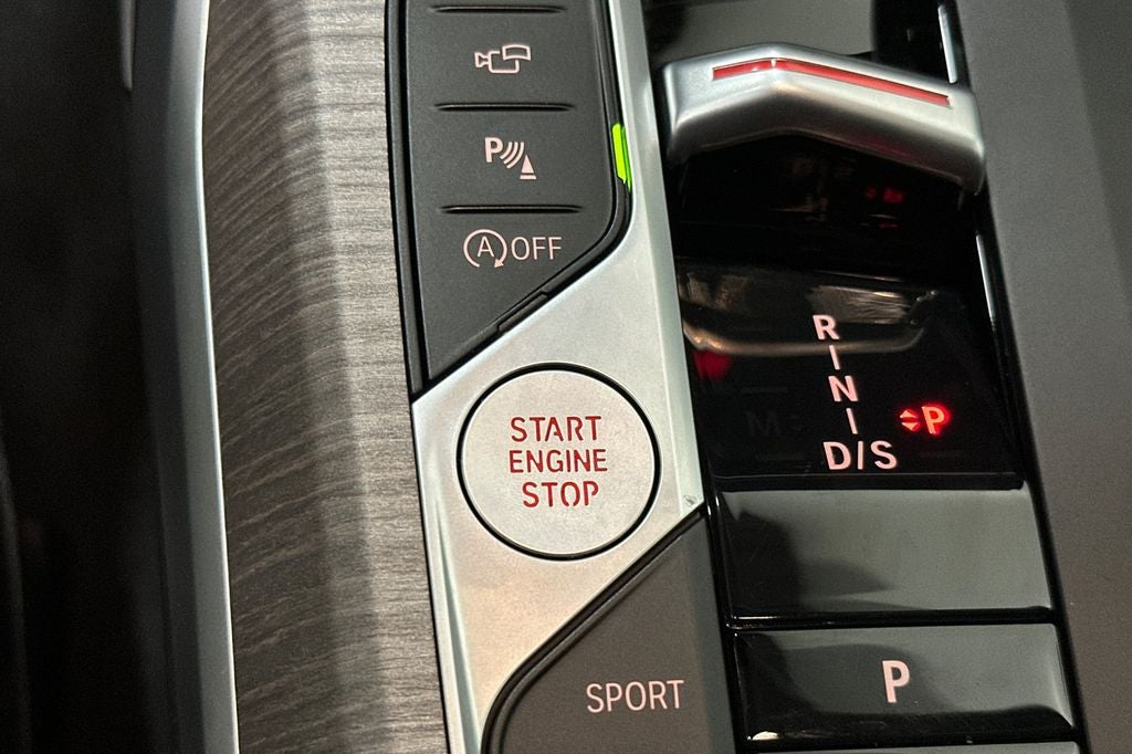 2026 BMW 3 Series 330i