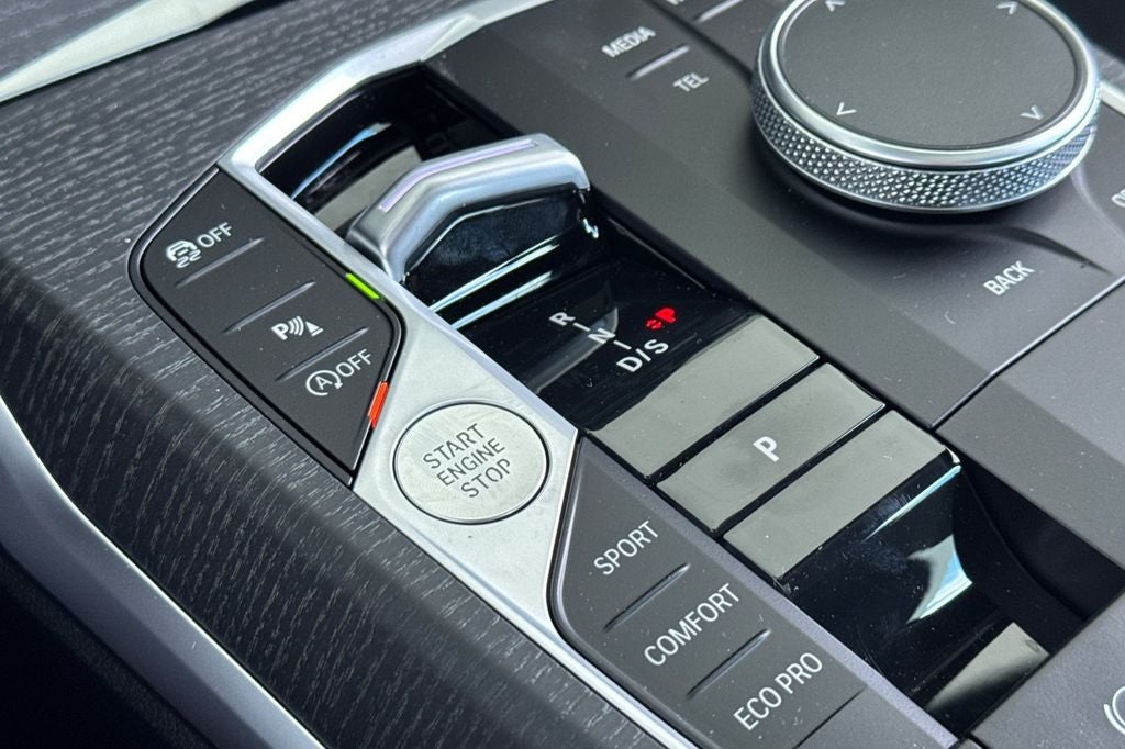 2026 BMW 3 Series 330i