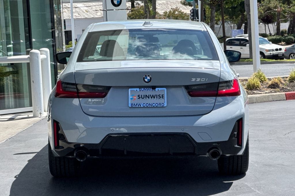 2026 BMW 3 Series 330i