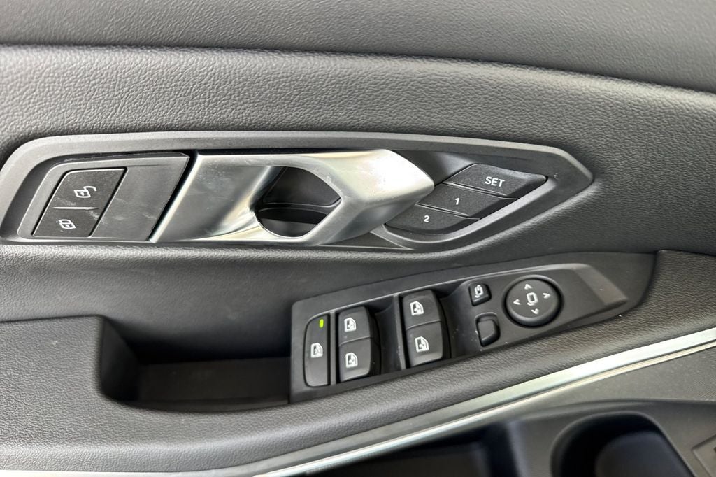 2026 BMW 3 Series 330i