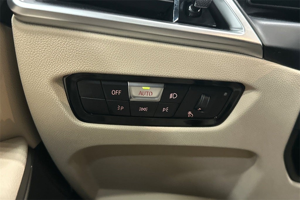 2026 BMW 3 Series 330i