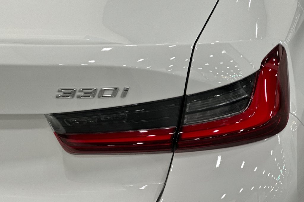 2026 BMW 3 Series 330i