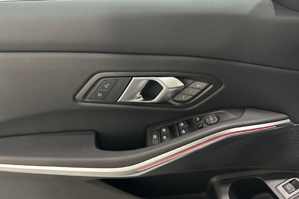 2026 BMW 3 Series 330i