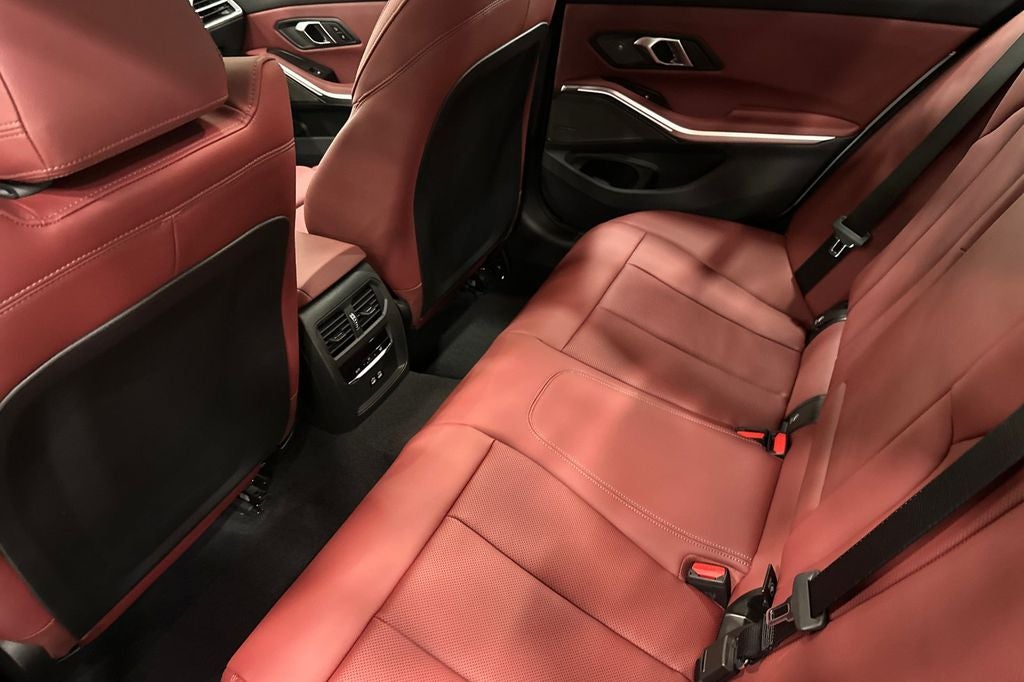 2026 BMW 3 Series 330i