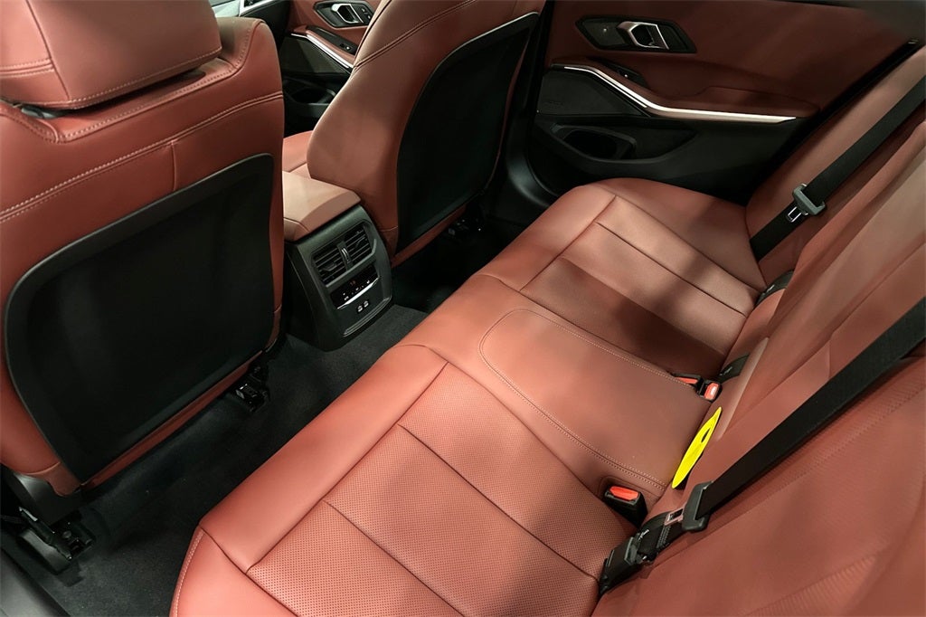 2026 BMW 3 Series 330i