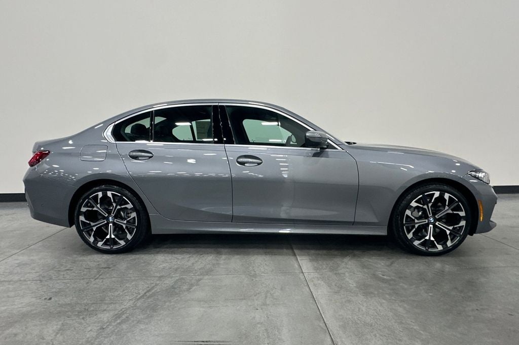 2026 BMW 3 Series 330i