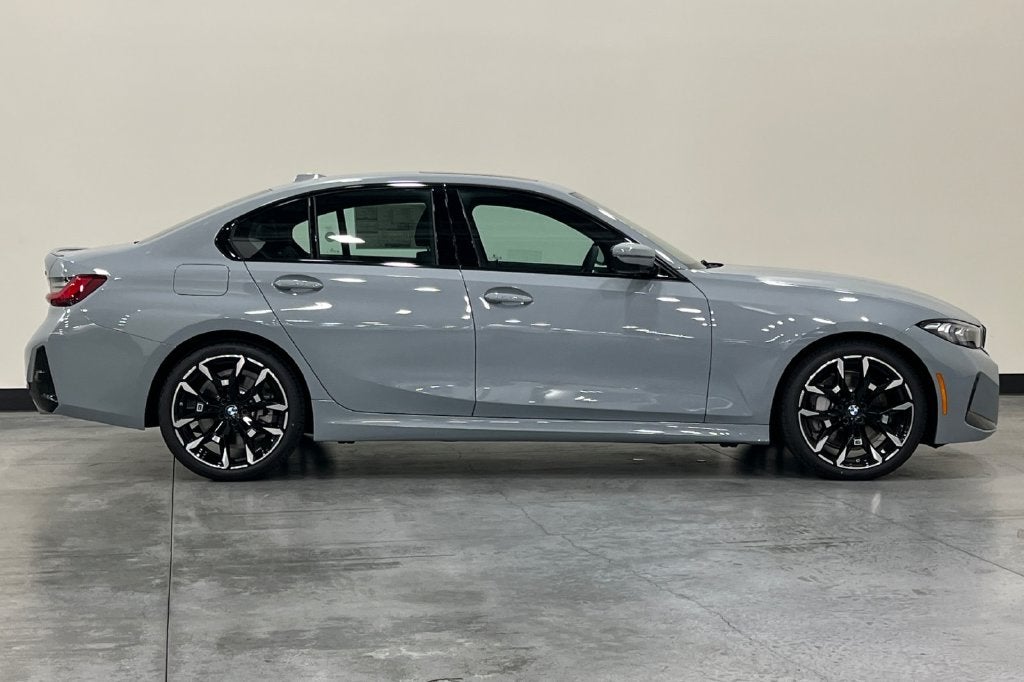 2026 BMW 3 Series 330i