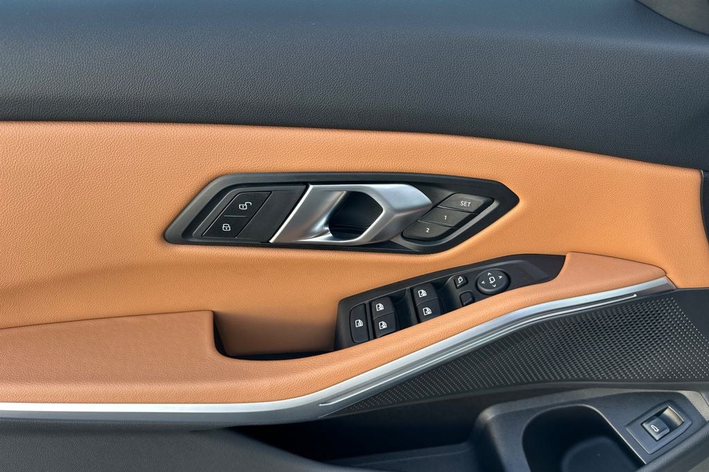 2025 BMW 3 Series 330i