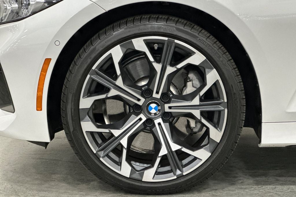 2025 BMW 3 Series 330i