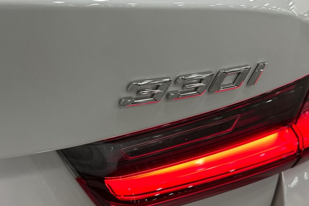 2026 BMW 3 Series 330i