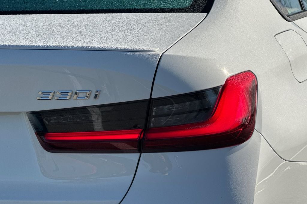 2026 BMW 3 Series 330i