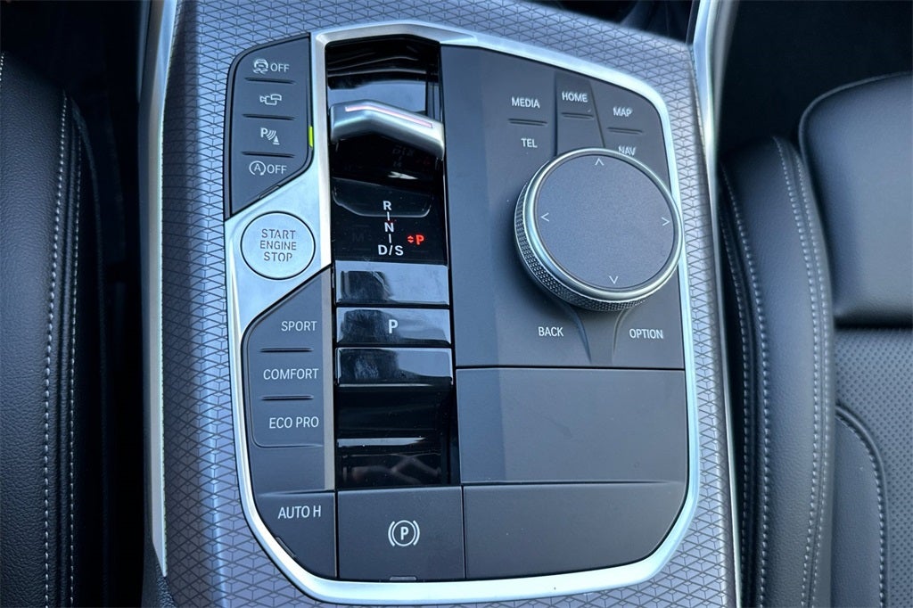 2026 BMW 3 Series 330i