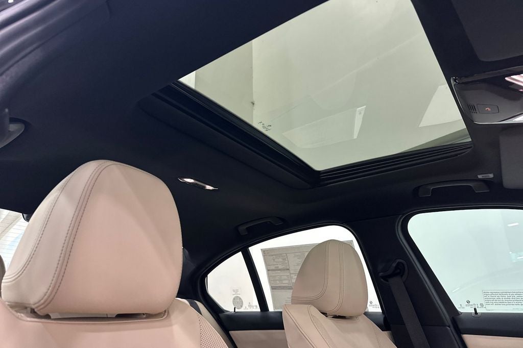 2026 BMW 3 Series 330i