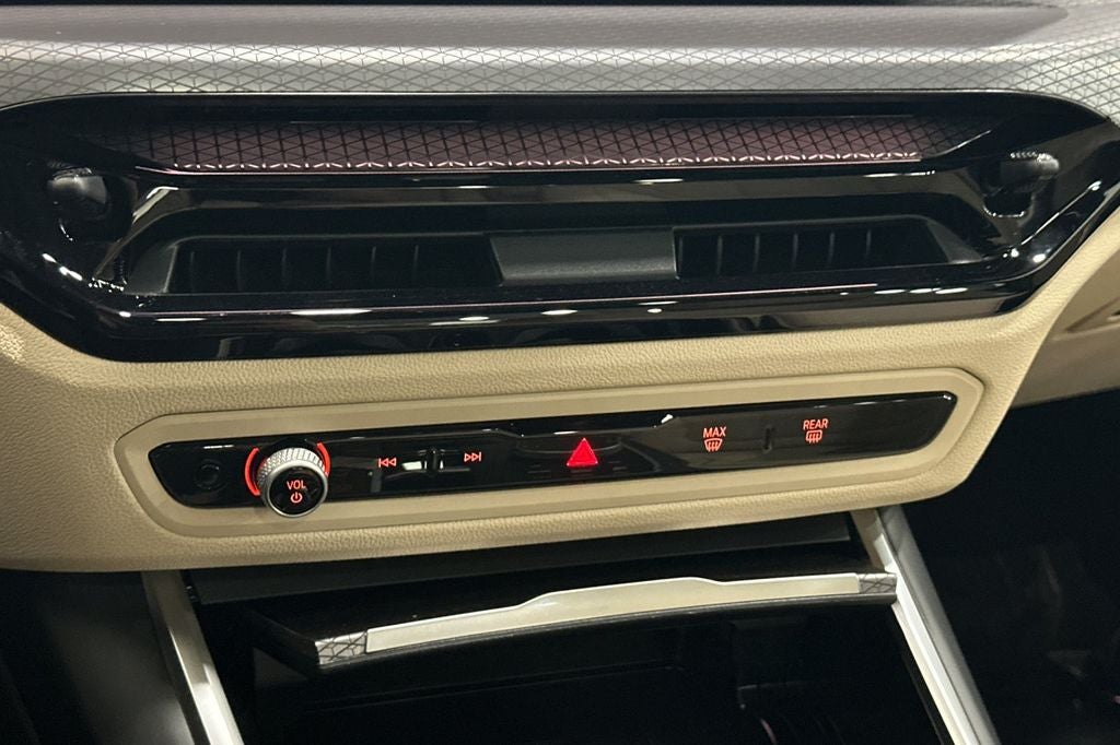 2026 BMW 3 Series 330i