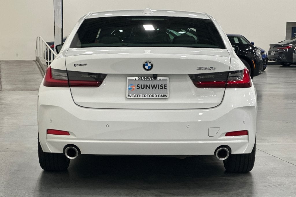 2023 BMW 3 Series 330i