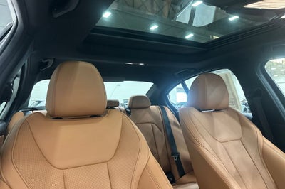 2024 BMW 3 Series 330i