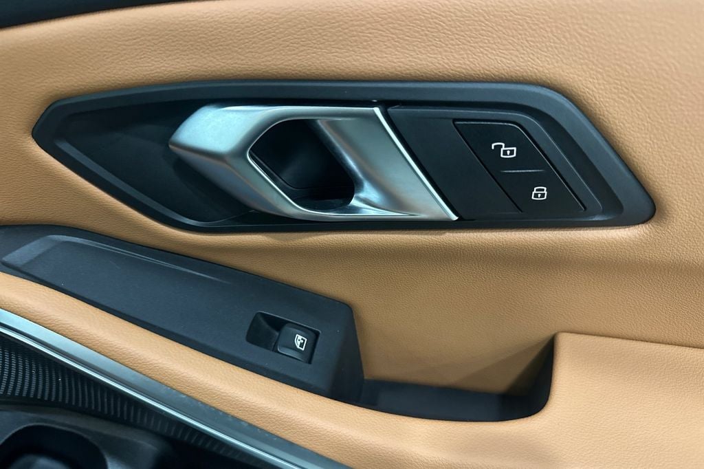 2024 BMW 3 Series 330i