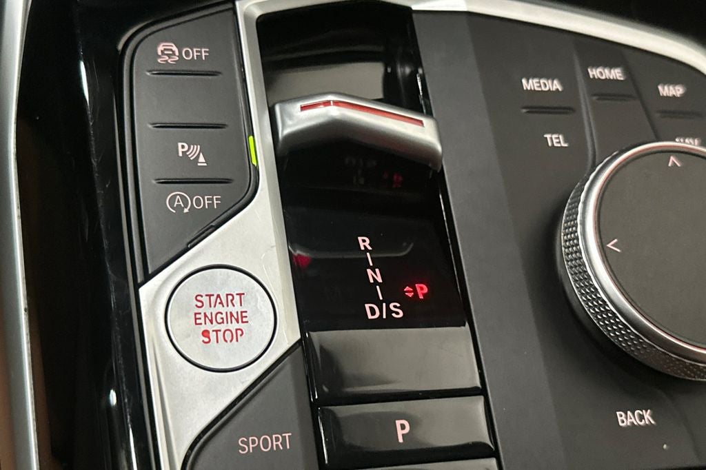 2024 BMW 3 Series 330i